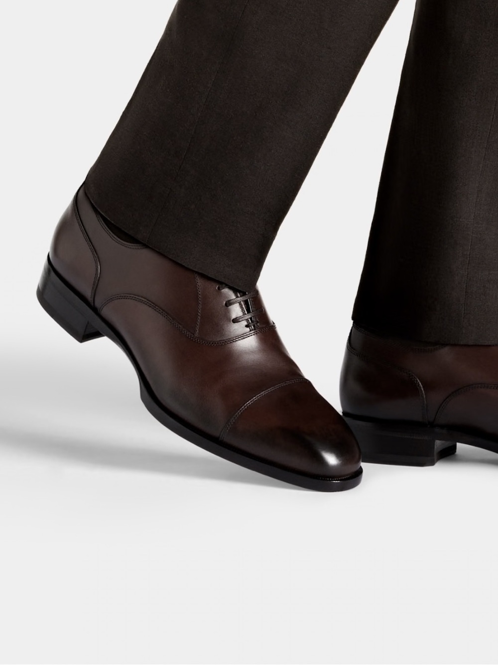 Suitsupply Oxford in Dark Briwn size 42 (9)